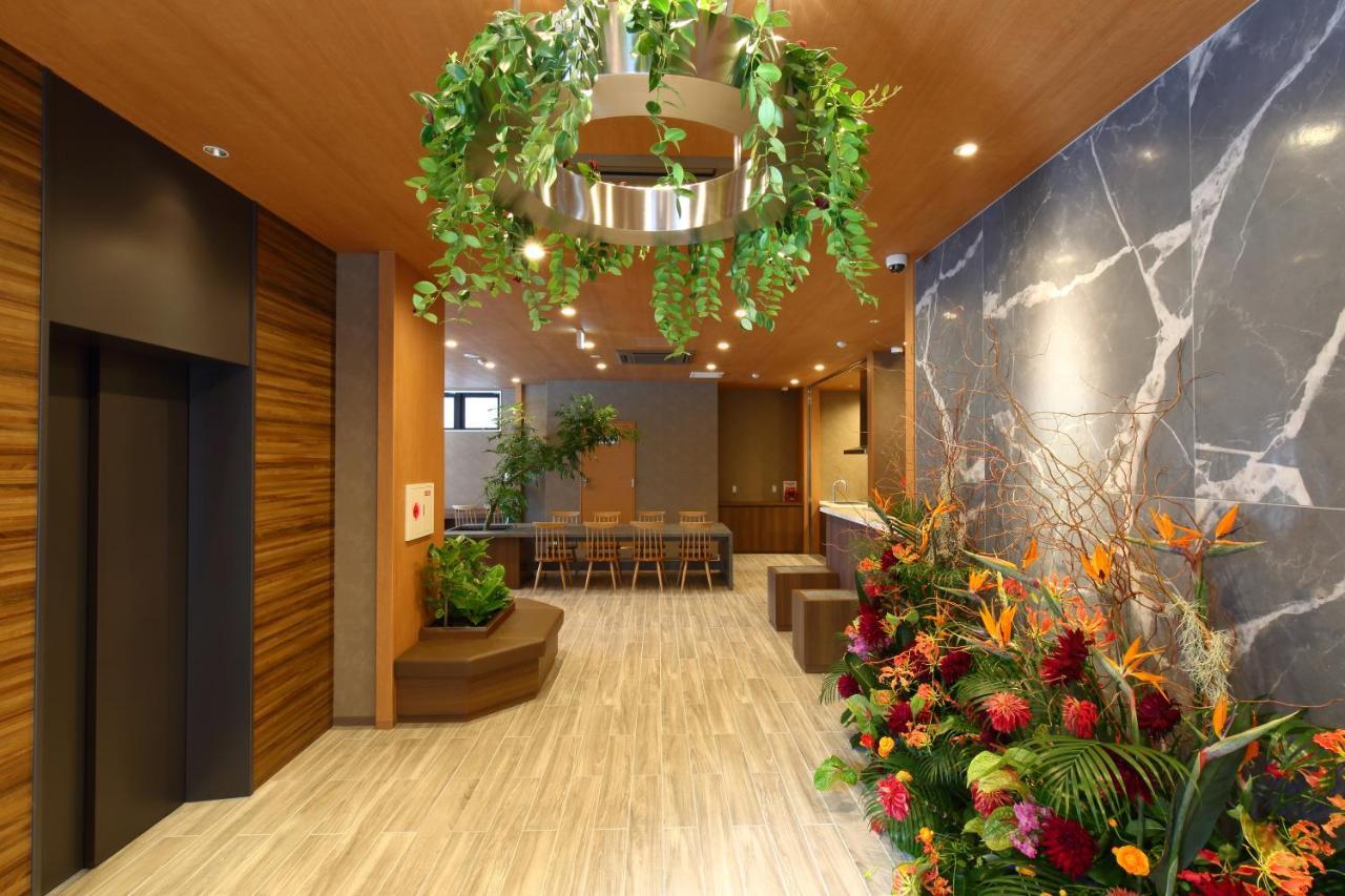 Luxcare Hotel Osaka Exterior foto